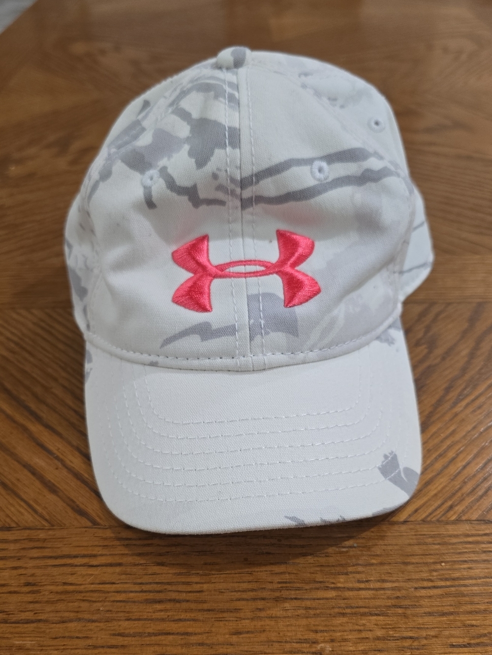Under Armour Womens White Camo Cap with Pink Logo